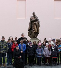 Mali Karlovčani upoznavali Kvirinovu biskupiju